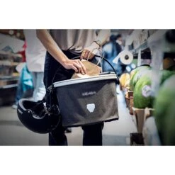 ORTLIEB Up-Town City - 17.5L Handlebar Basket - Black -BASIL Winkel 359447 03 d 773745 1