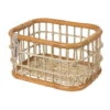Basil Green Life Rattan Fietsmand Medium - Natural Brown -BASIL Winkel basil green life rattan fahrrradkorb medium vorne a 885689