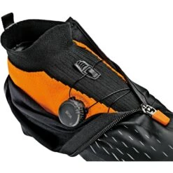 DMT WKM1 Winter MTB Shoe - Black/orange -BASIL Winkel dmt wkm1 mtb schuh winter black orange2 965490