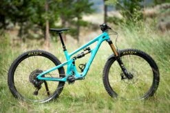 Yeti Cycles SB160 T1 - 29" Carbon Mountainbike - 2023 - Turquoise -BASIL Winkel dsc04004 1438638