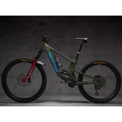 DYEDBRO Frame Protection Kit EWS Stormstatic - Black Matte -BASIL Winkel dyedbro ews bike1 1223881