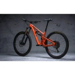 DYEDBRO Beschermfolie Voor Het Frame - Camo - Black Matt -BASIL Winkel dyedbro frame protection kit camo black matt2 1004782