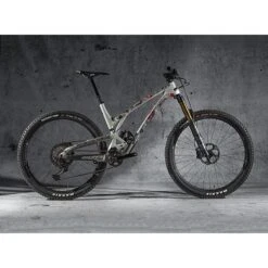 DYEDBRO Frame Protection Kit Chainsaw - Black/red -BASIL Winkel dyedbro frame protection kit chainsaw black red1 1005095