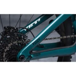 DYEDBRO Frame Protection Kit Clear Matt - Black -BASIL Winkel dyedbro frame protection kit clear matt black4 1004279