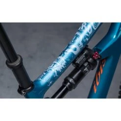 DYEDBRO Beschermfolie Voor Het Frame - Fluor - White Matt -BASIL Winkel dyedbro frame protection kit fluor white matt3 1005499