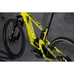 DYEDBRO Beschermfolie Voor Het Frame - Pray For Straya - Black Matte -BASIL Winkel dyedbro frame protection kit pray for straya black matte 4 1493820