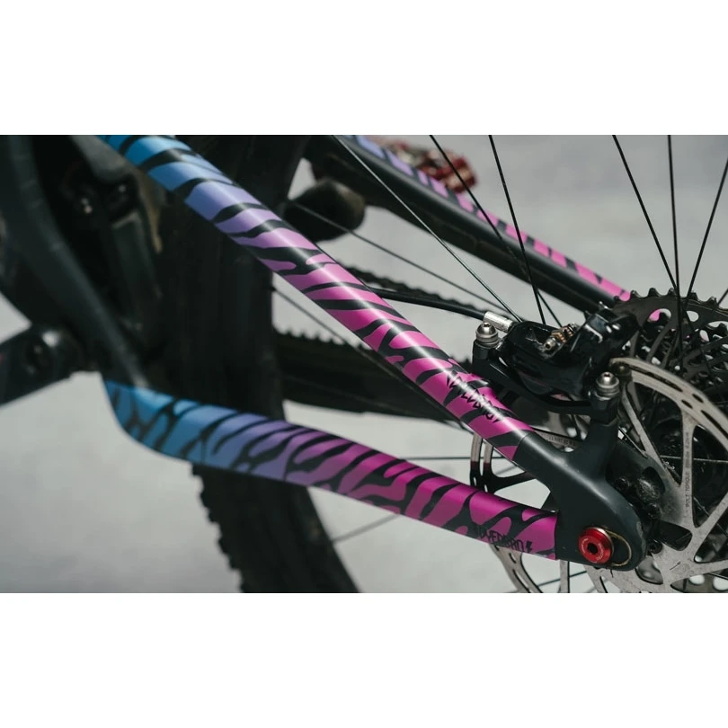 DYEDBRO Frame Protection Kit Zebra Retro - Matt 4 DYEDBRO Frame Protection Kit Zebra Retro - Matt - Afbeelding 3