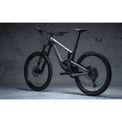 DYEDBRO Beschermfolie Voor Het Frame Zebra - White Matt 12 DYEDBRO Beschermfolie Voor Het Frame Zebra - White Matt -BASIL Winkel dyedbro frame protection kit zebra white5 1003740