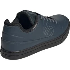 Five Ten Freerider EPS Mountainbiking Shoes - Core Black / Blue -BASIL Winkel five ten freerider eps fy9300 core black 01 1070968