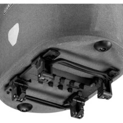 ORTLIEB Up-Town Rack Urban - Bagagedrager Fietsmand - 17.5L - Pepper -BASIL Winkel ortlieb up town rack urban top lock bike basket pepper3 1008498