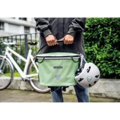 ORTLIEB Up-Town Rack City - Bagagedrager Fietsmand - 17.5L - Petrol -BASIL Winkel ortlieb uptown rack city toplock 957143 1