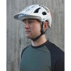 POC Tectal Race MIPS NFC Helm - 8043 Hydrogen White/fluorescent Orange Avip -BASIL Winkel poc tectal race mips nfc helmet 8043 hydrogen white fluorescent orange avip 1 1325628