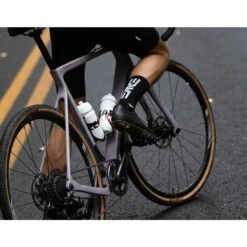 QUOC Gran Tourer Gravel-Schoenen - Zwart Gum -BASIL Winkel quoc gran tourer gravel shoes black camo qu foo 0010 05 1226889